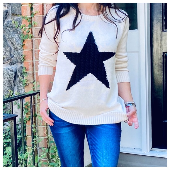 ✨RESTOCKED✨Chic and cozy soft star sweater - Picture 5 of 6